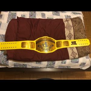 Replica WWE Classic Yellow Intercontinental Title
